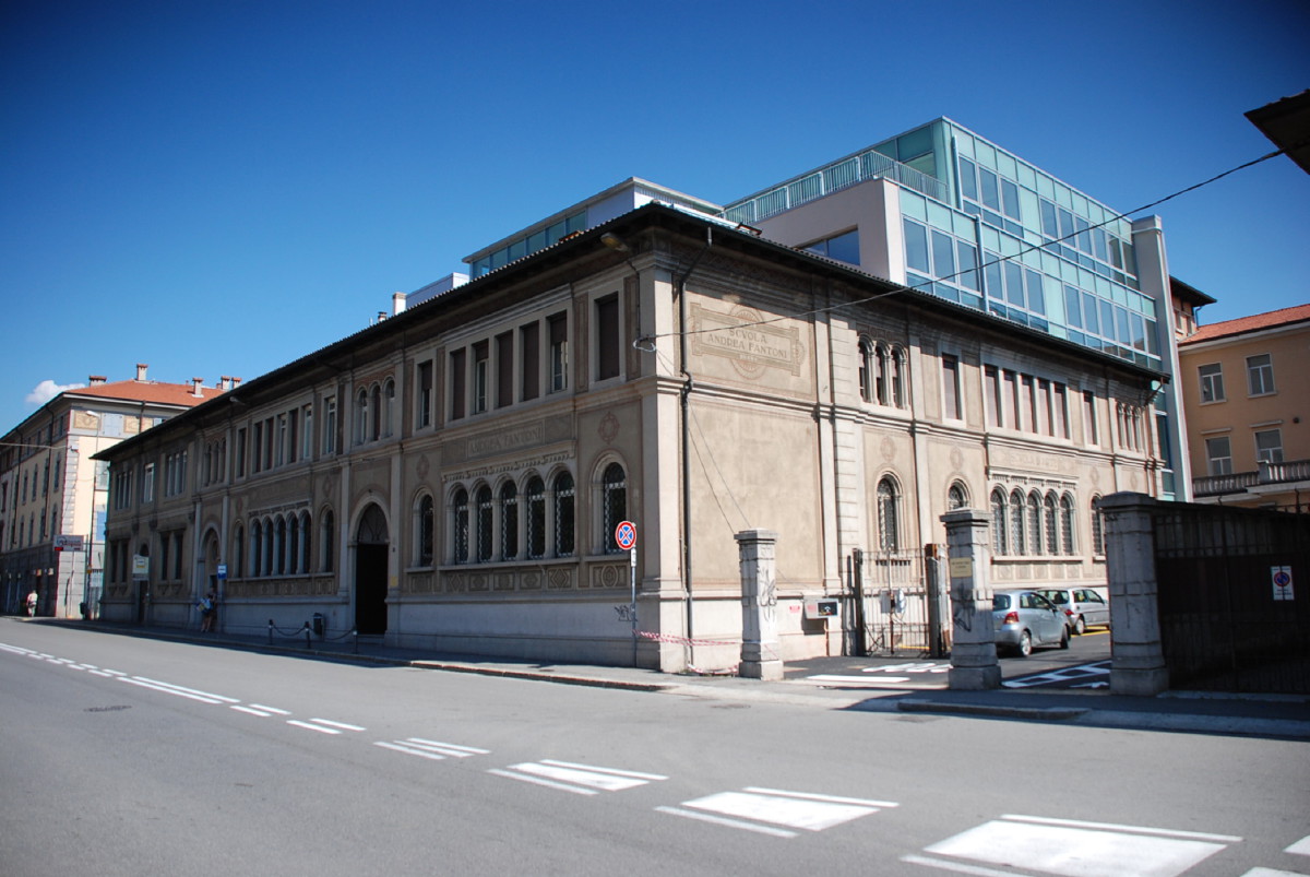 Bergamo - Ampliamento scuola d'Arte Andrea Fantoni - Vista da via Angelo Mai